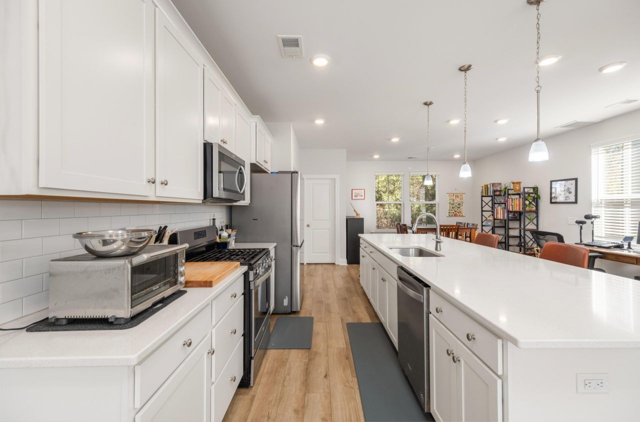 1222 Tice Lane Photo 9