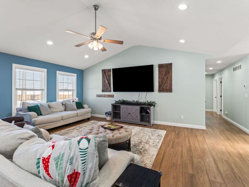 210 Timber Trail, Anna, OH 45302 Photo 7