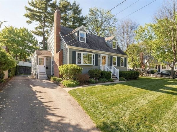 9 Pearl St, Walpole, MA 02081