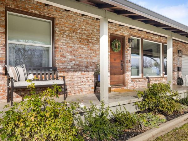 2317 Maryal Dr, Sacramento, CA 95864