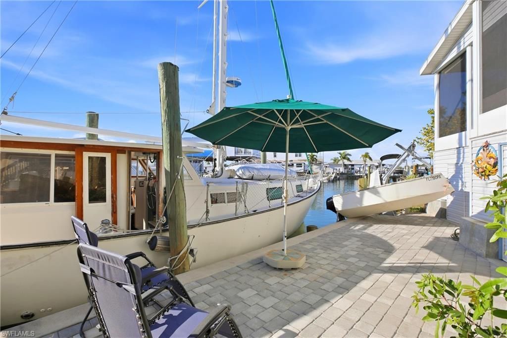 35 Emily Ln, Fort Myers Beach, FL 33931 Photo