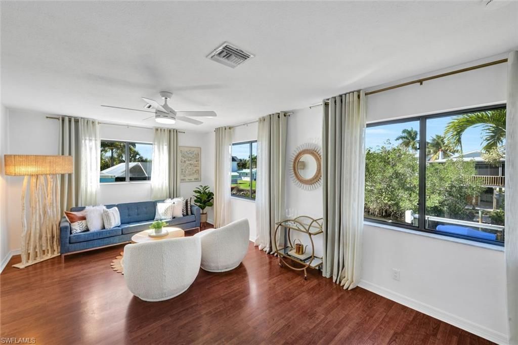 1285 Grand Canal Dr, Naples, FL 34110 Photo