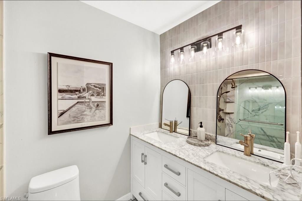 1285 Grand Canal Dr, Naples, FL 34110 Photo