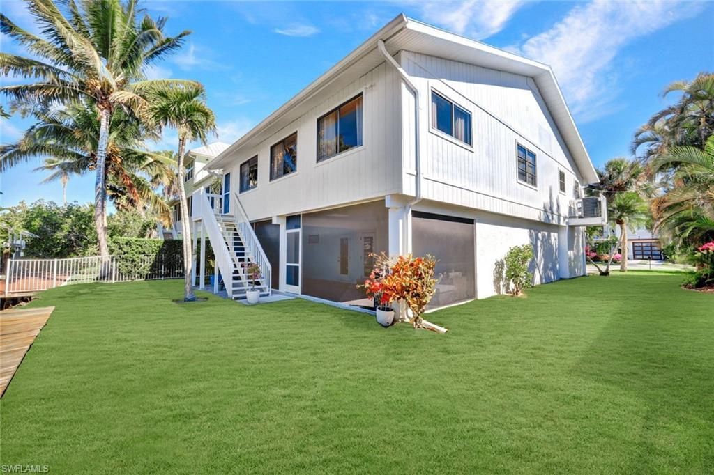 1285 Grand Canal Dr, Naples, FL 34110 Photo