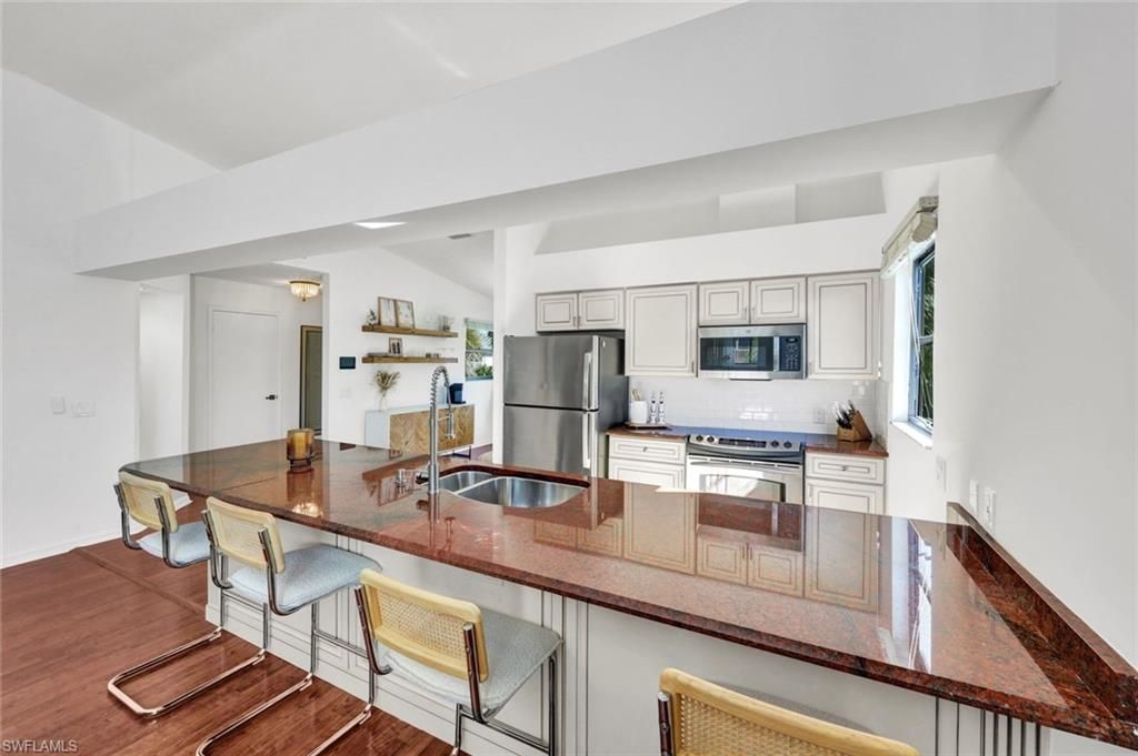 1285 Grand Canal Dr, Naples, FL 34110 Photo