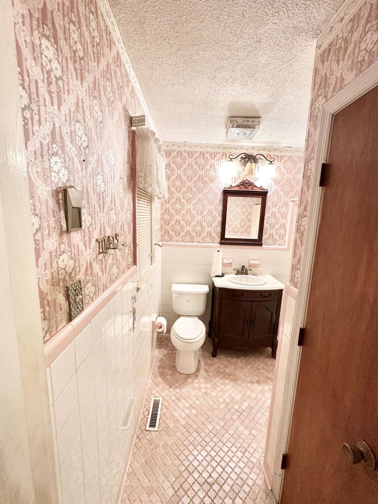 1887 Jaywood Circle Photo 24