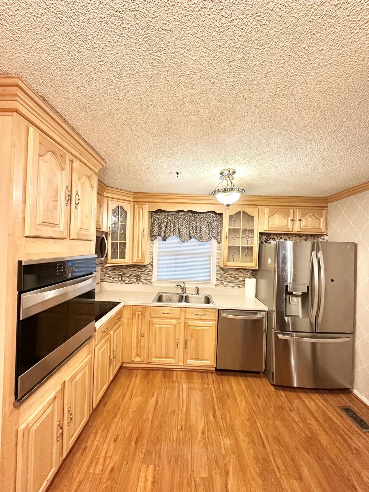 1887 Jaywood Circle Photo 7