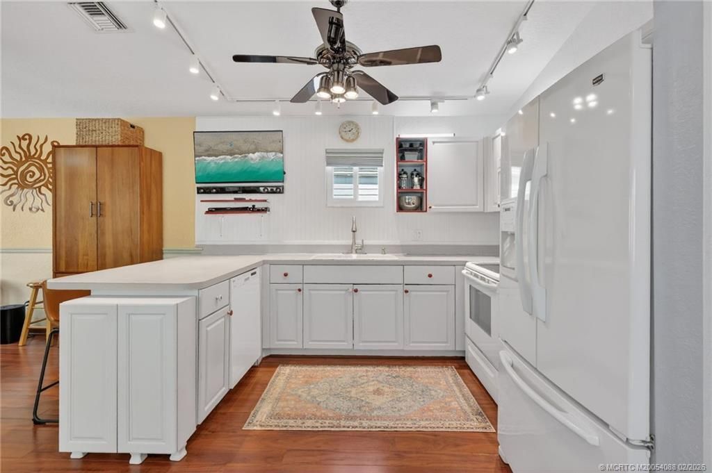 630 Nettles Boulevard, Jensen Beach, FL 34957 Photo