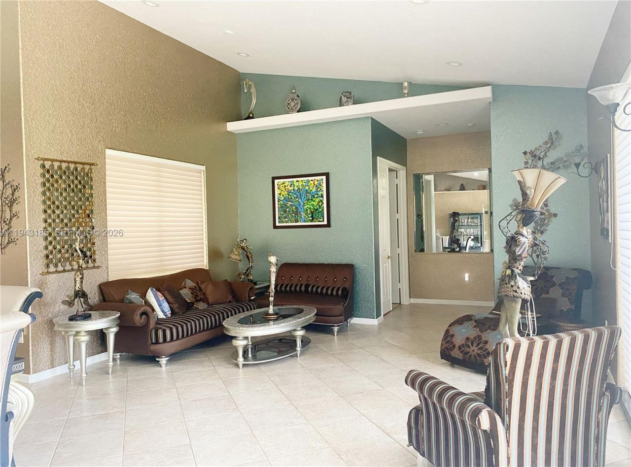 6550 SW 183rd Way, Southwest Ranches, FL 33331 Photo