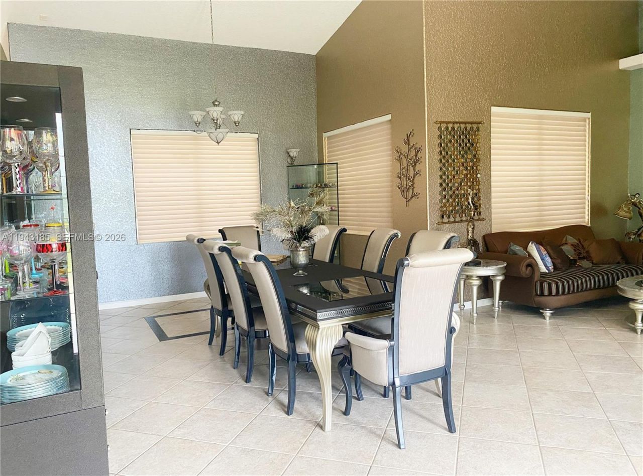 6550 SW 183rd Way, Southwest Ranches, FL 33331 Photo