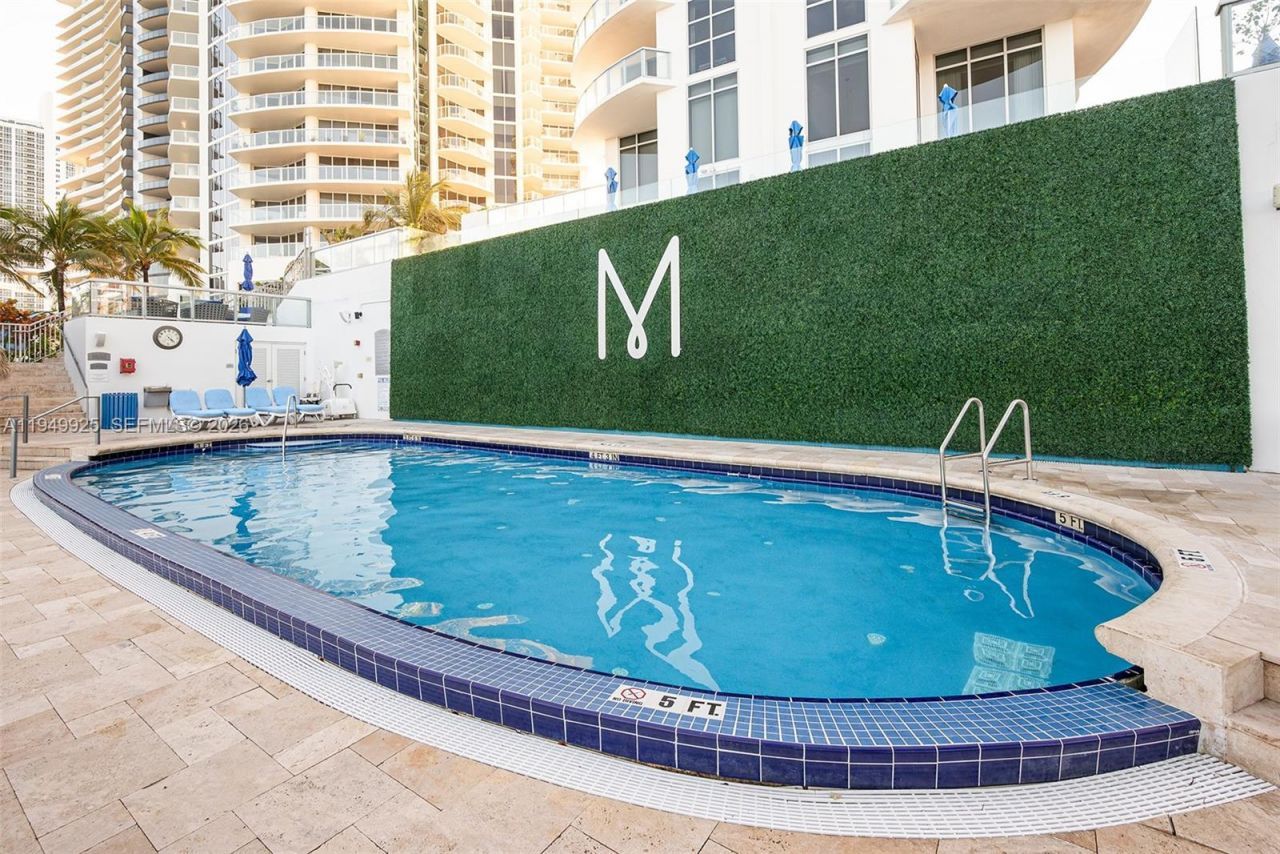18683 Collins Ave , Unit 1601, Sunny Isles Beach, FL 33160 Photo