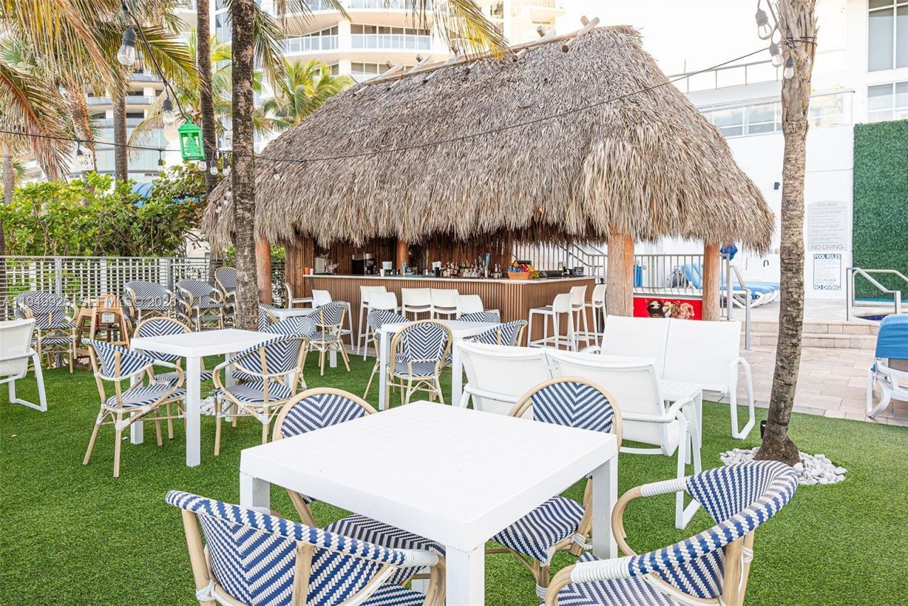 18683 Collins Ave , Unit 1601, Sunny Isles Beach, FL 33160 Photo