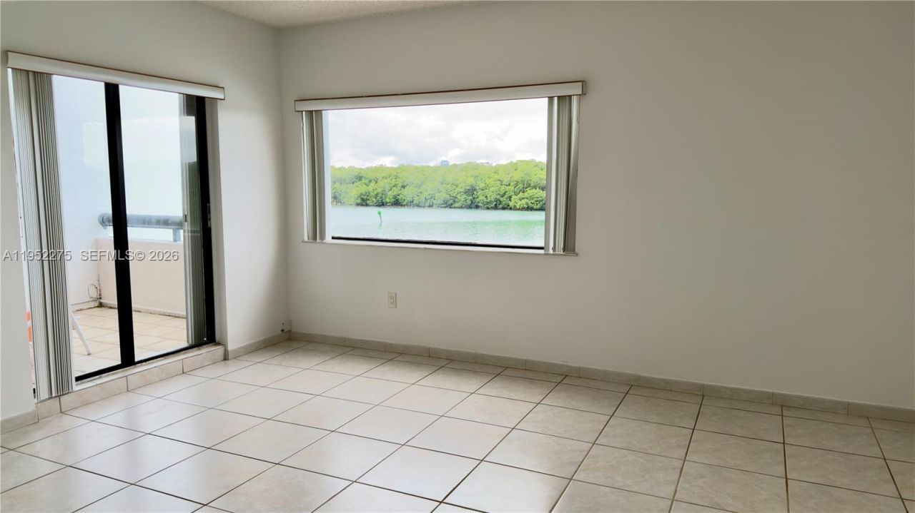 456 Poinciana Island Dr, Unit 1620, Sunny Isles Beach, FL 33160 Photo