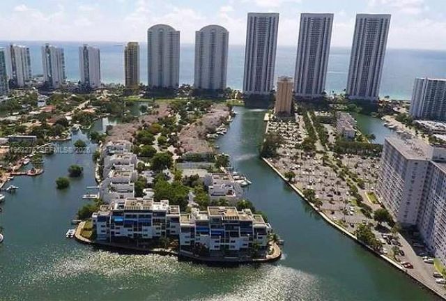 456 Poinciana Island Dr, Unit 1620, Sunny Isles Beach, FL 33160 Photo
