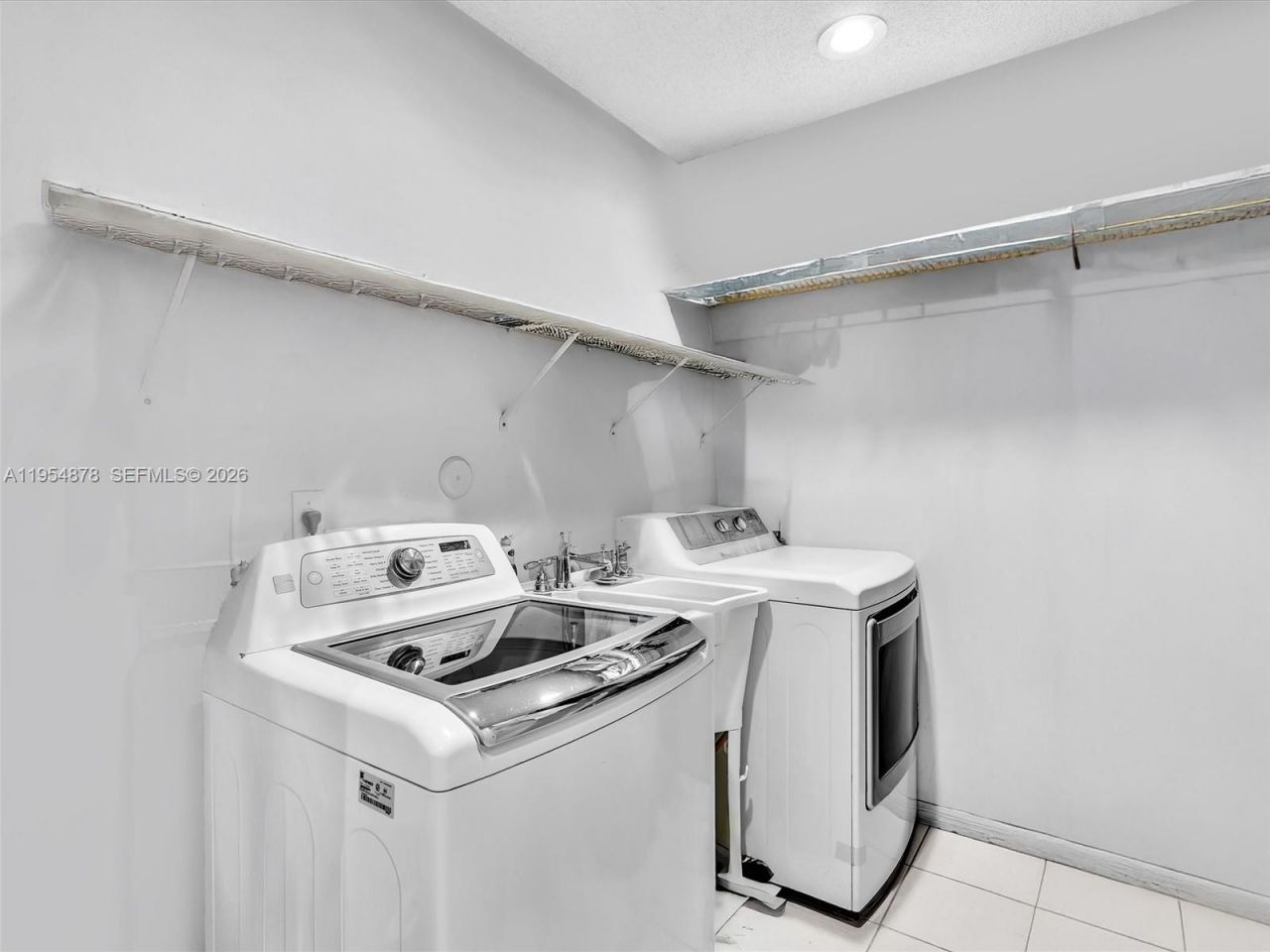 900 Spoonbill Cir, Weston, FL 33326 Photo