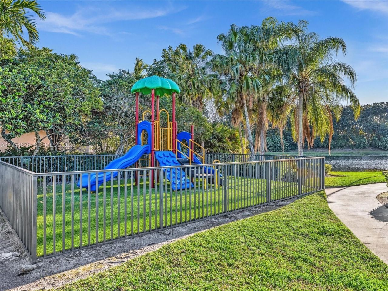 900 Spoonbill Cir, Weston, FL 33326 Photo