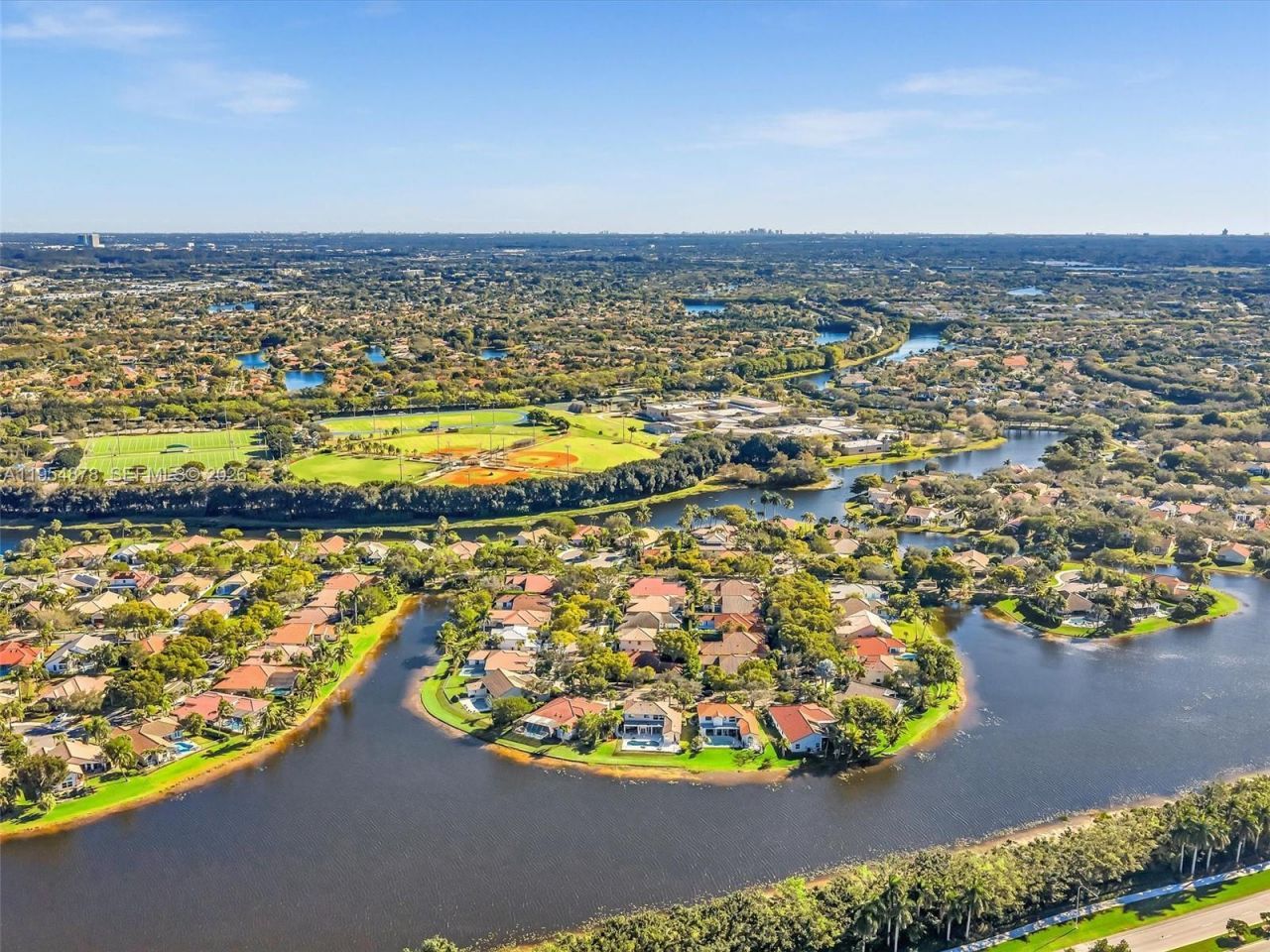 900 Spoonbill Cir, Weston, FL 33326 Photo