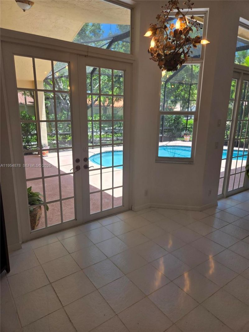 900 Spoonbill Cir, Weston, FL 33326 Photo