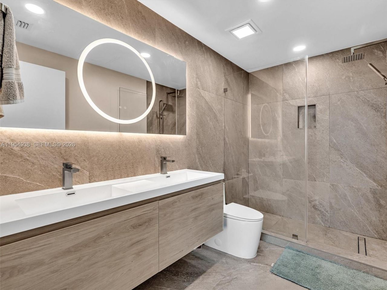 3029 NE 188th St, Unit 503, Aventura, FL 33180 Photo