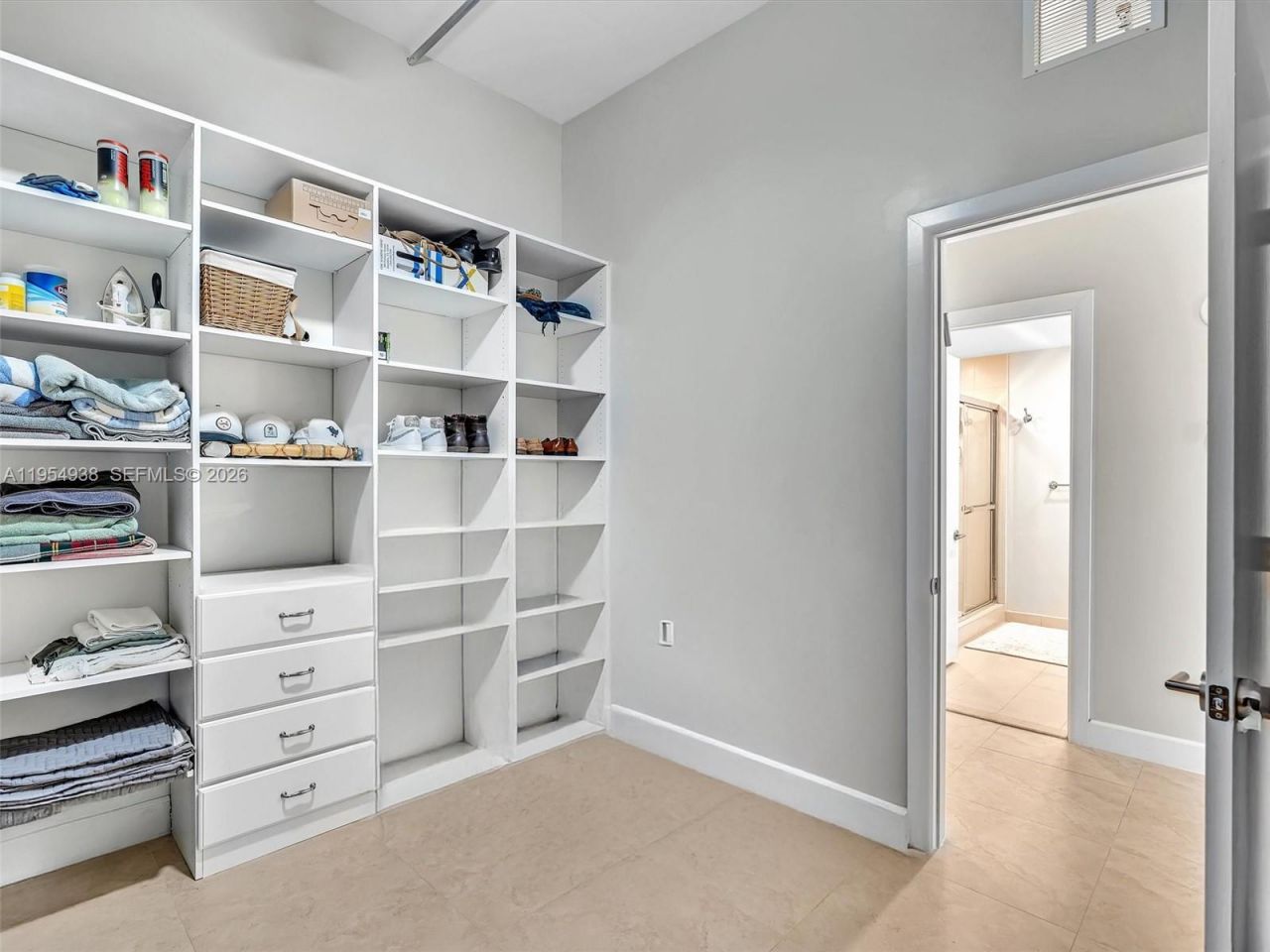 3029 NE 188th St, Unit 503, Aventura, FL 33180 Photo