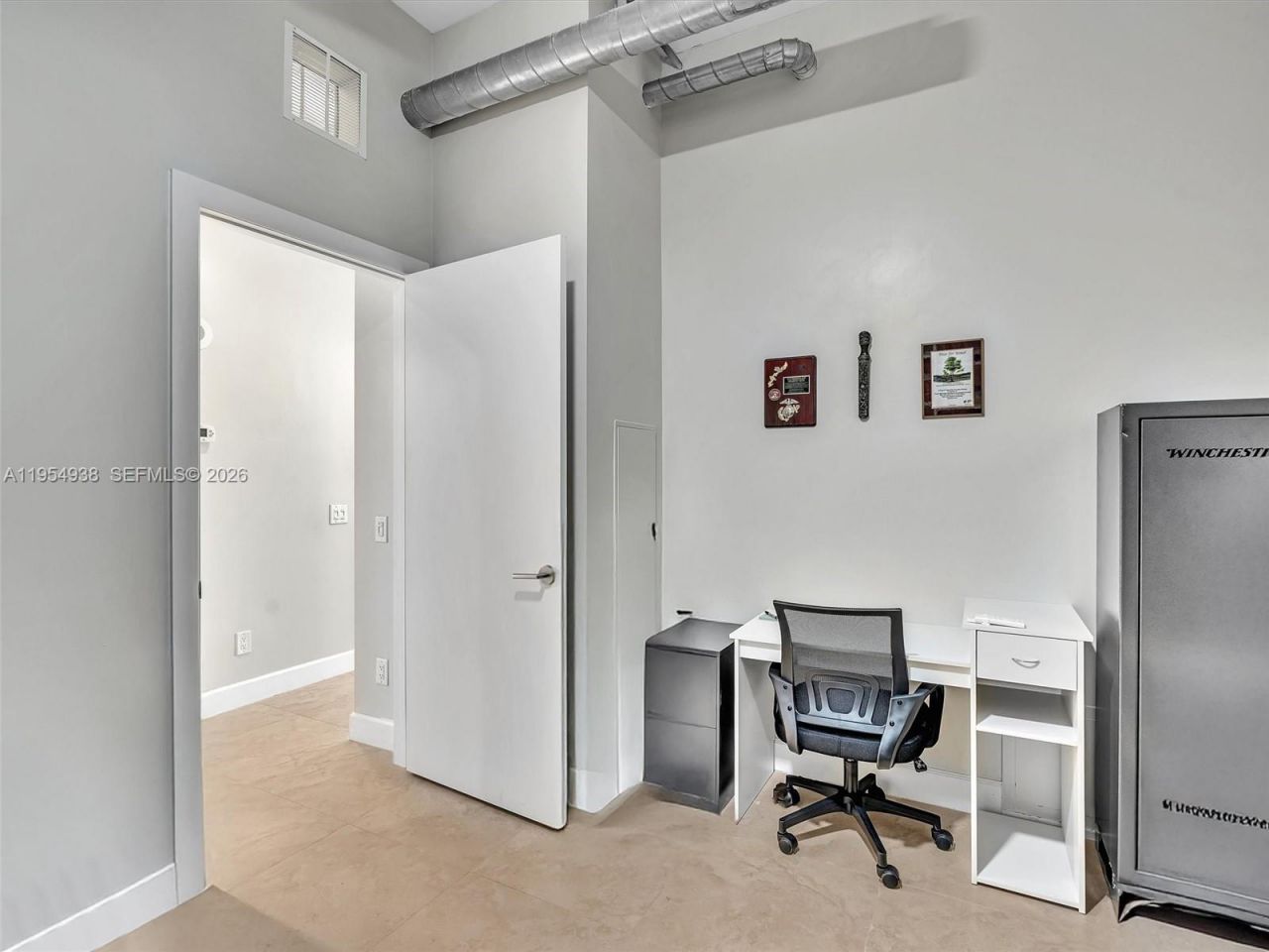 3029 NE 188th St, Unit 503, Aventura, FL 33180 Photo