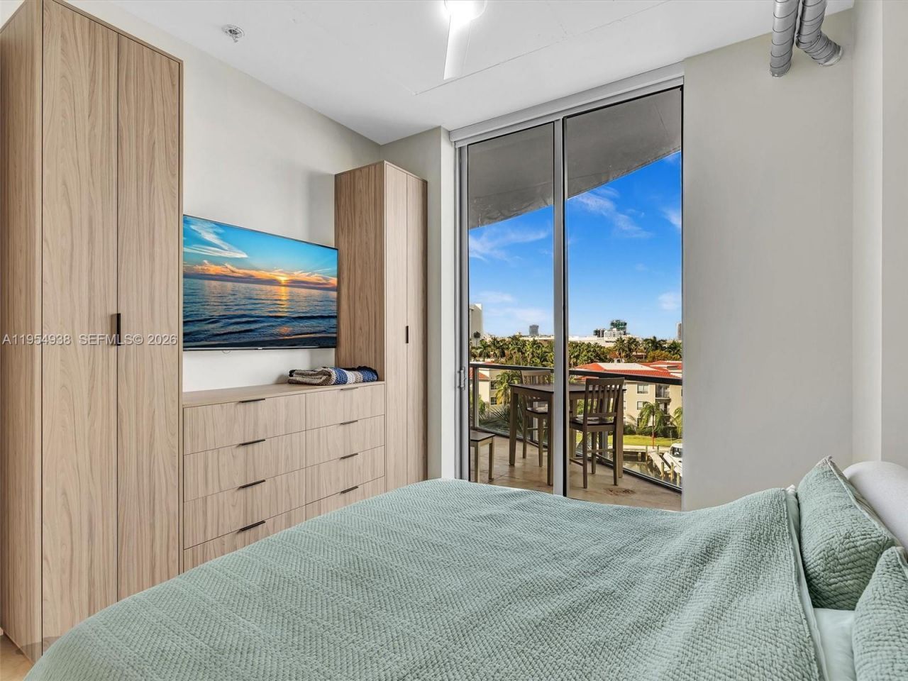 3029 NE 188th St, Unit 503, Aventura, FL 33180 Photo