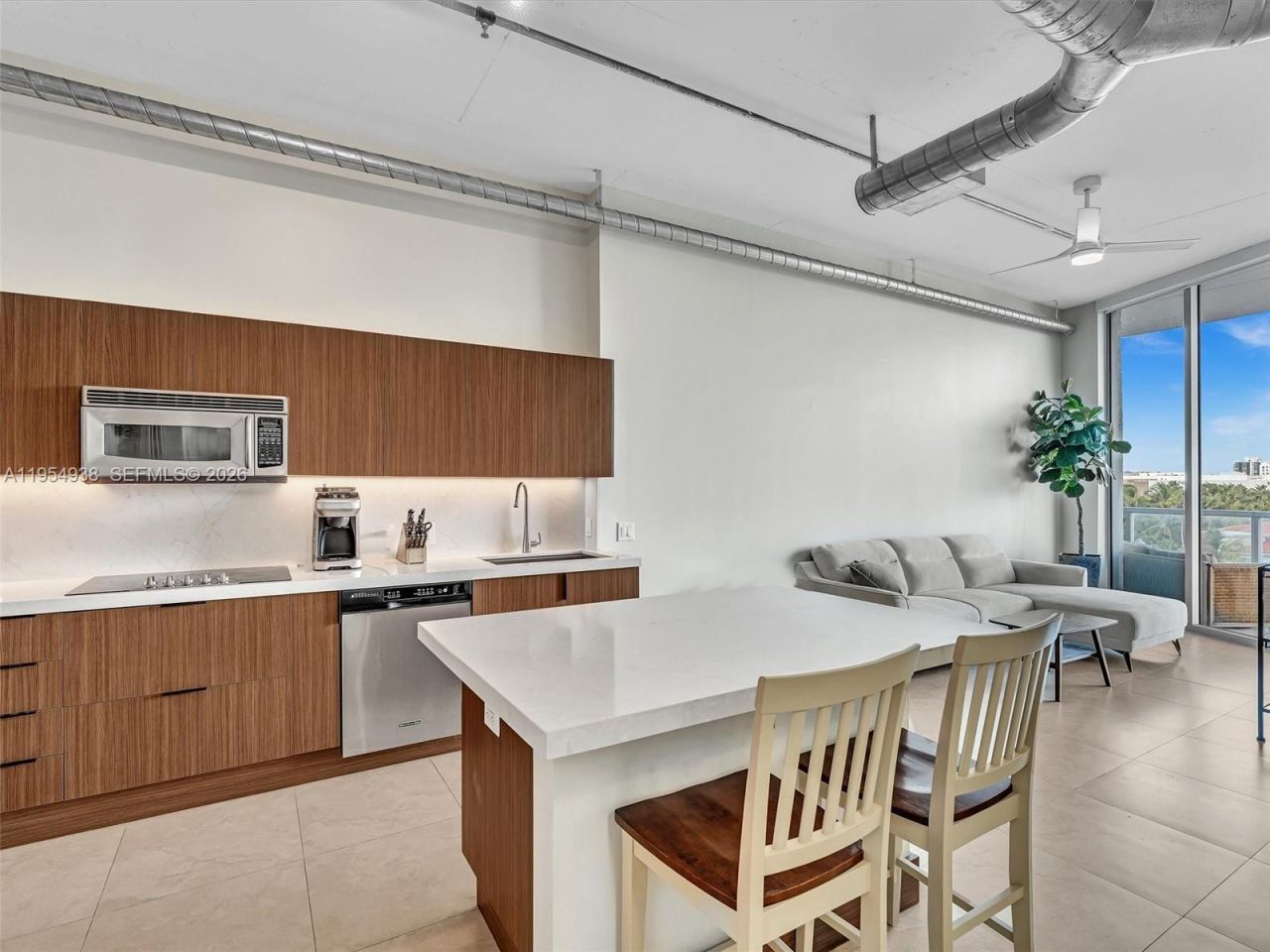 3029 NE 188th St, Unit 503, Aventura, FL 33180 Photo