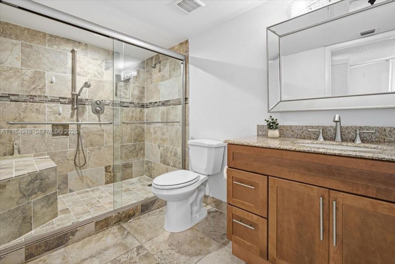 491 E Racquet Club Rd, Unit 107, Weston, FL 33326 Photo