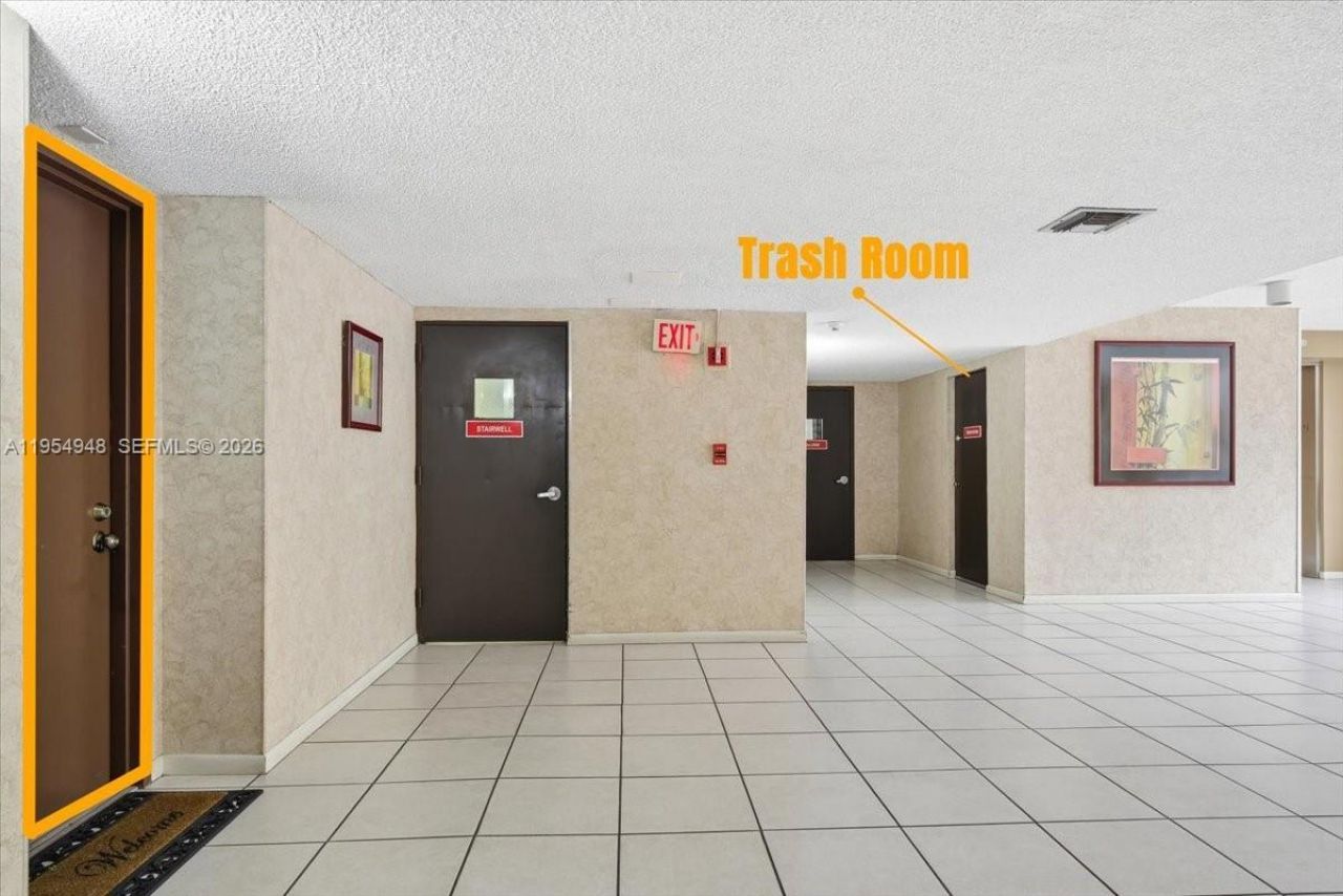 491 E Racquet Club Rd, Unit 107, Weston, FL 33326 Photo