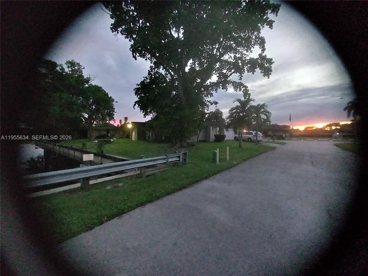 5700 White Hickory Cir, Tamarac, FL 33319 Photo