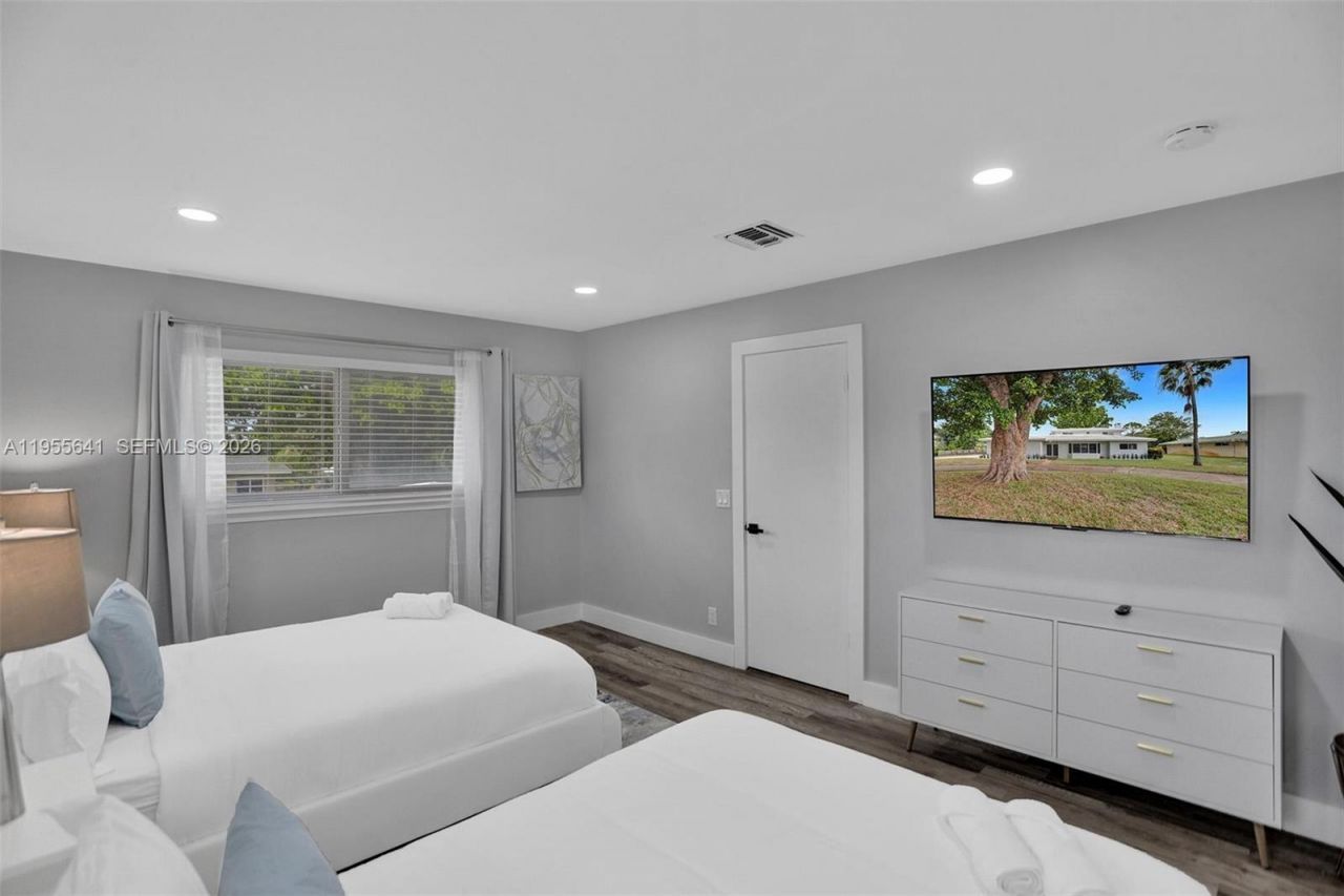 63 SE 5th Ave, Deerfield Beach, FL 33441 Photo