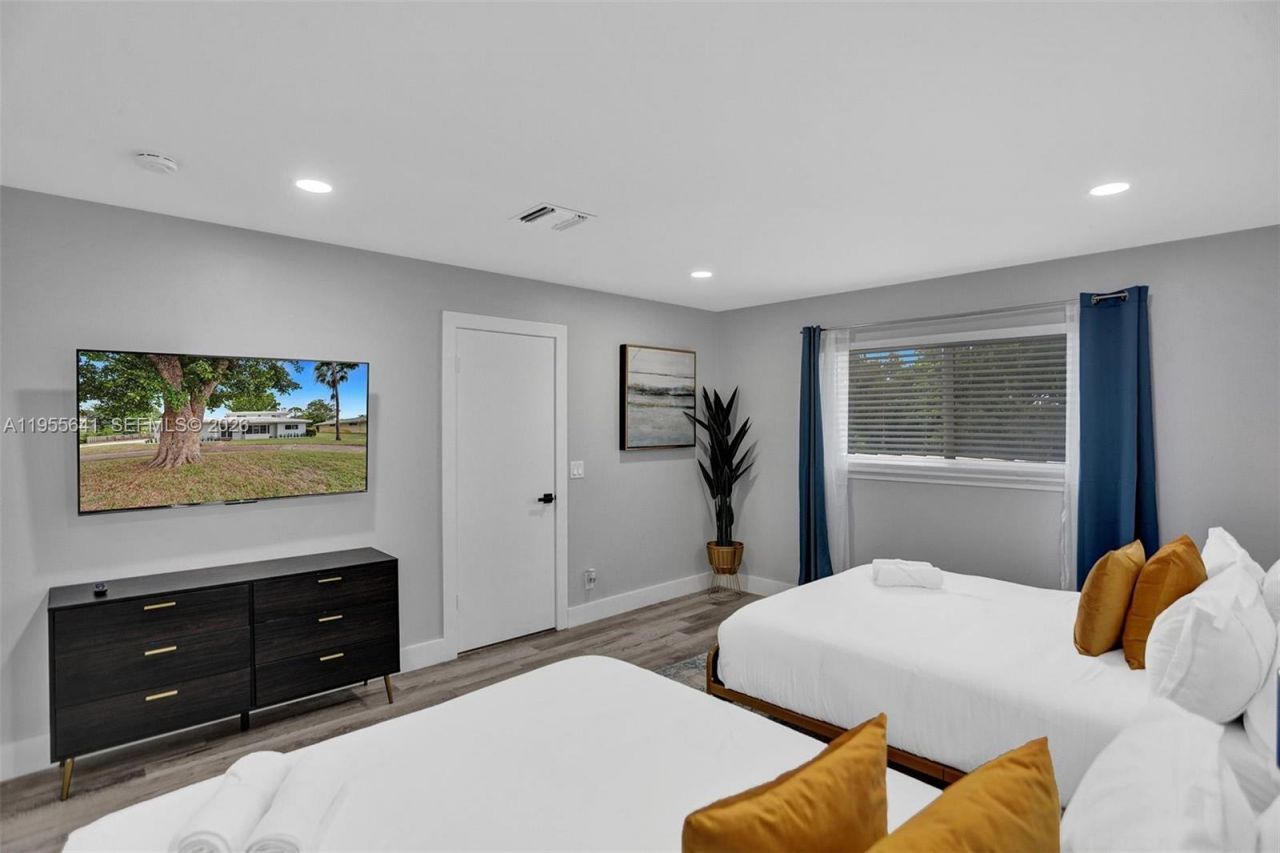 63 SE 5th Ave, Deerfield Beach, FL 33441 Photo