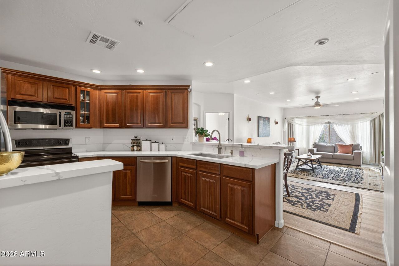 14000 N 94th Street, Unit 2140, Scottsdale, AZ 85260 Main Photo