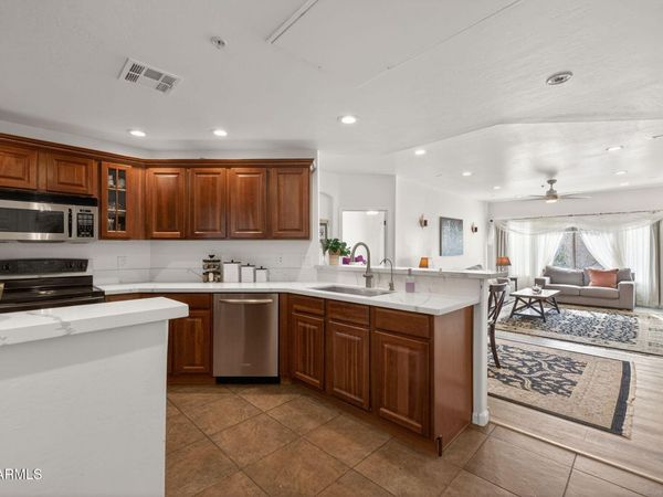 14000 N 94th Street, Unit 2140, Scottsdale, AZ 85260