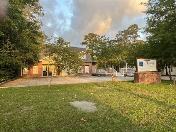 2210 7TH Street, Mandeville, LA 70448
