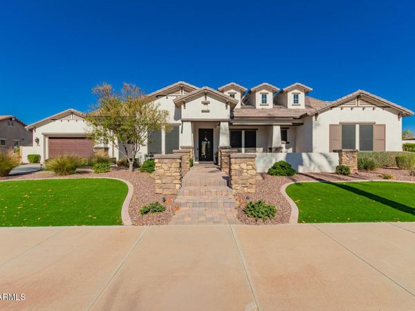 14566 W VILLAGE Parkway, Litchfield Park, AZ 85340