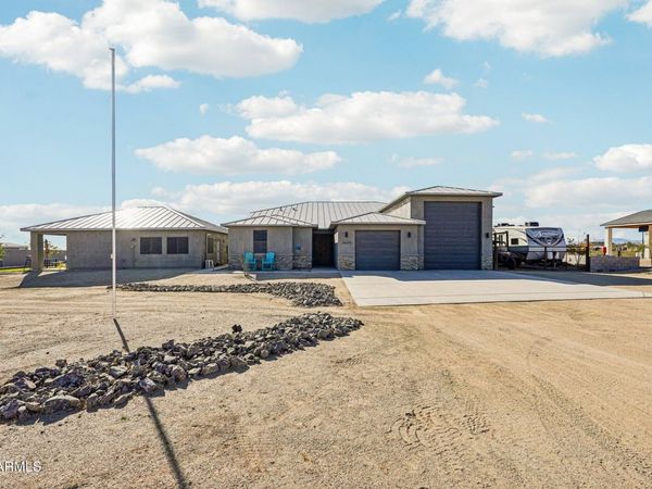 14343 W OBERLIN Way, Surprise, AZ 85387