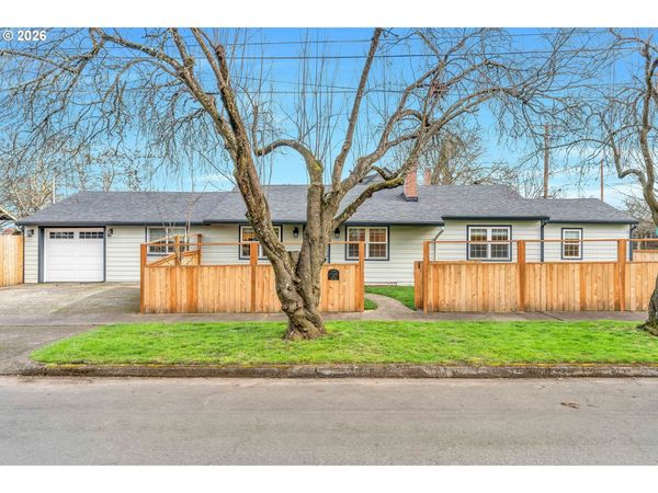 8516 N CALHOUN AVE, Portland, OR 97203