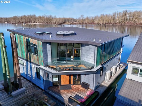 3939 N Marine DR, Unit 12, Portland, OR 97217