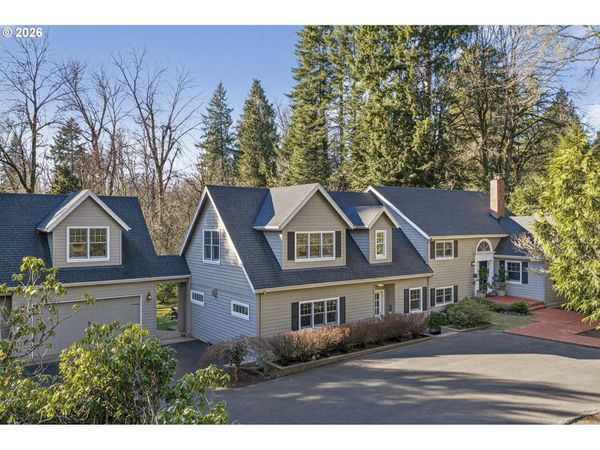 13220 S IRON MOUNTAIN BLVD, Portland, OR 97219