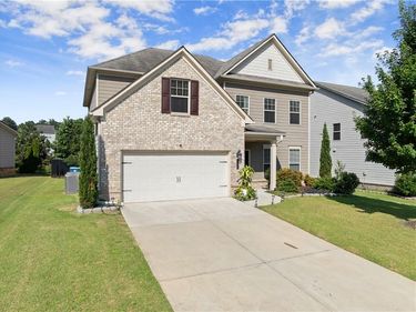 2228 Lakeview Bend Way, Buford, GA 30519
