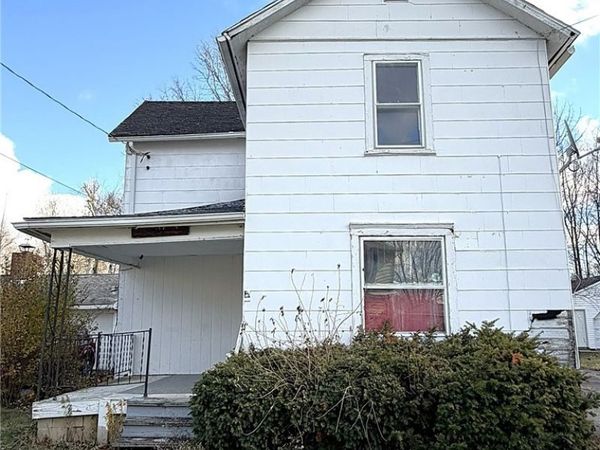 934 N Metcalf Street, Lima, OH 45801