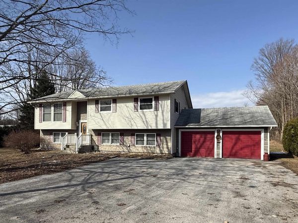 1085 Lamkin Street, Highgate, VT 05459