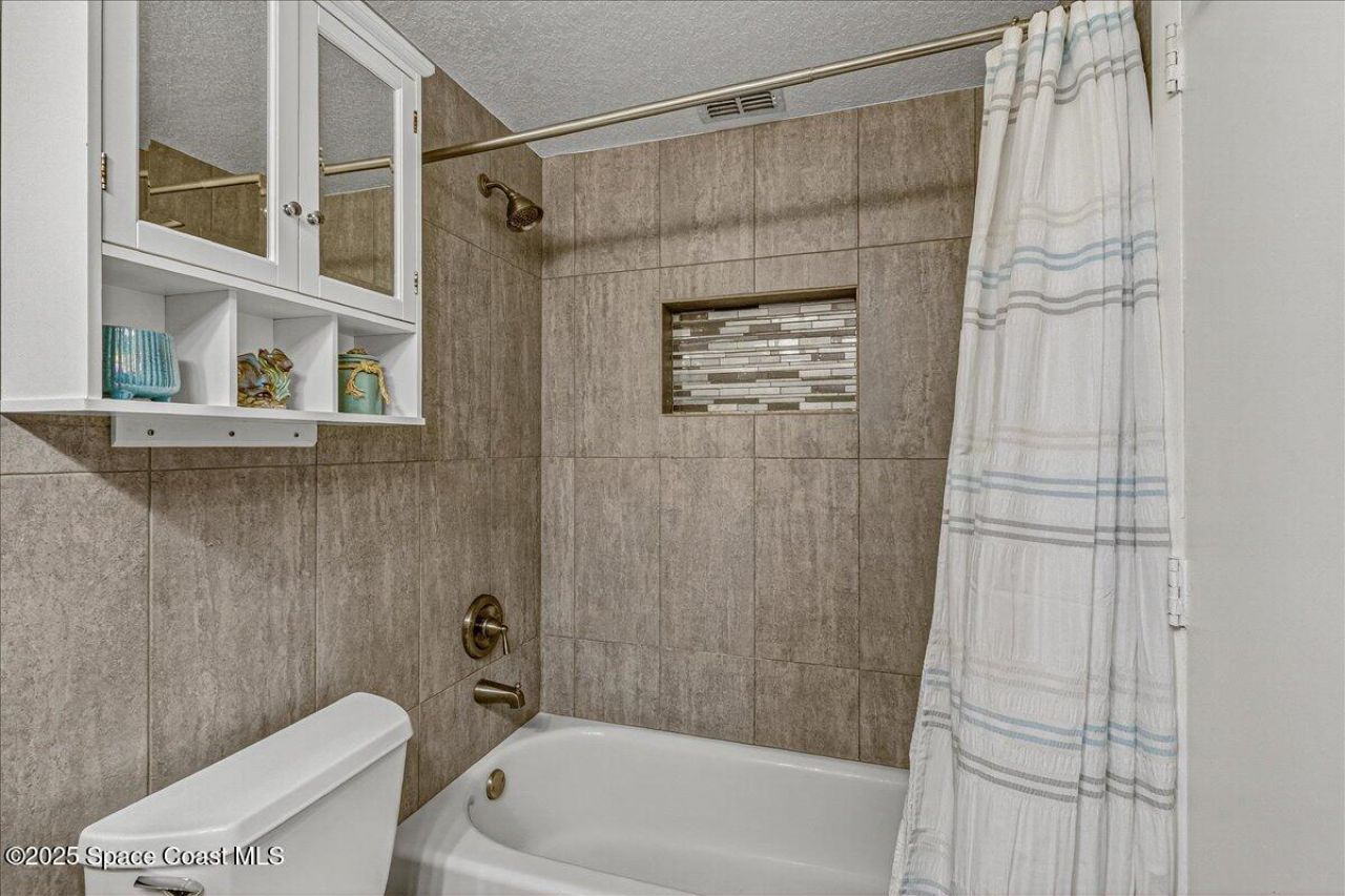 2007 Oak Street, Melbourne Beach, FL 32951 Photo