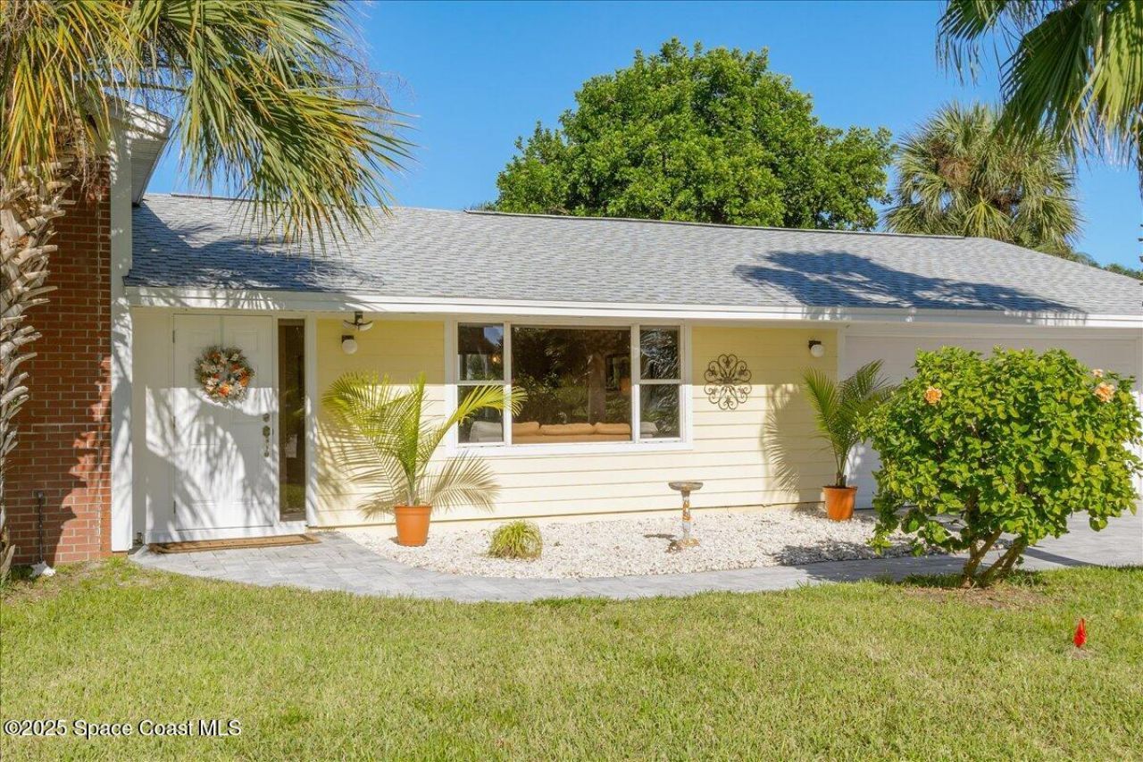 2007 Oak Street, Melbourne Beach, FL 32951 Photo