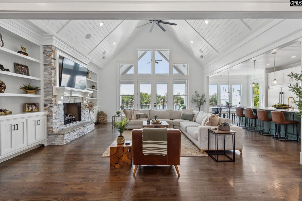 249 Pointe Overlook Drive  Photo 8