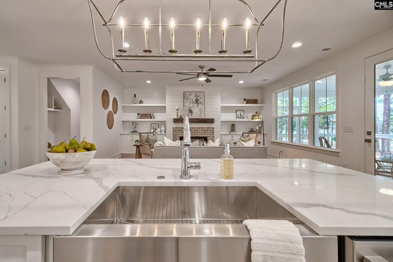 820 Elms Spinney Lane  Photo 12