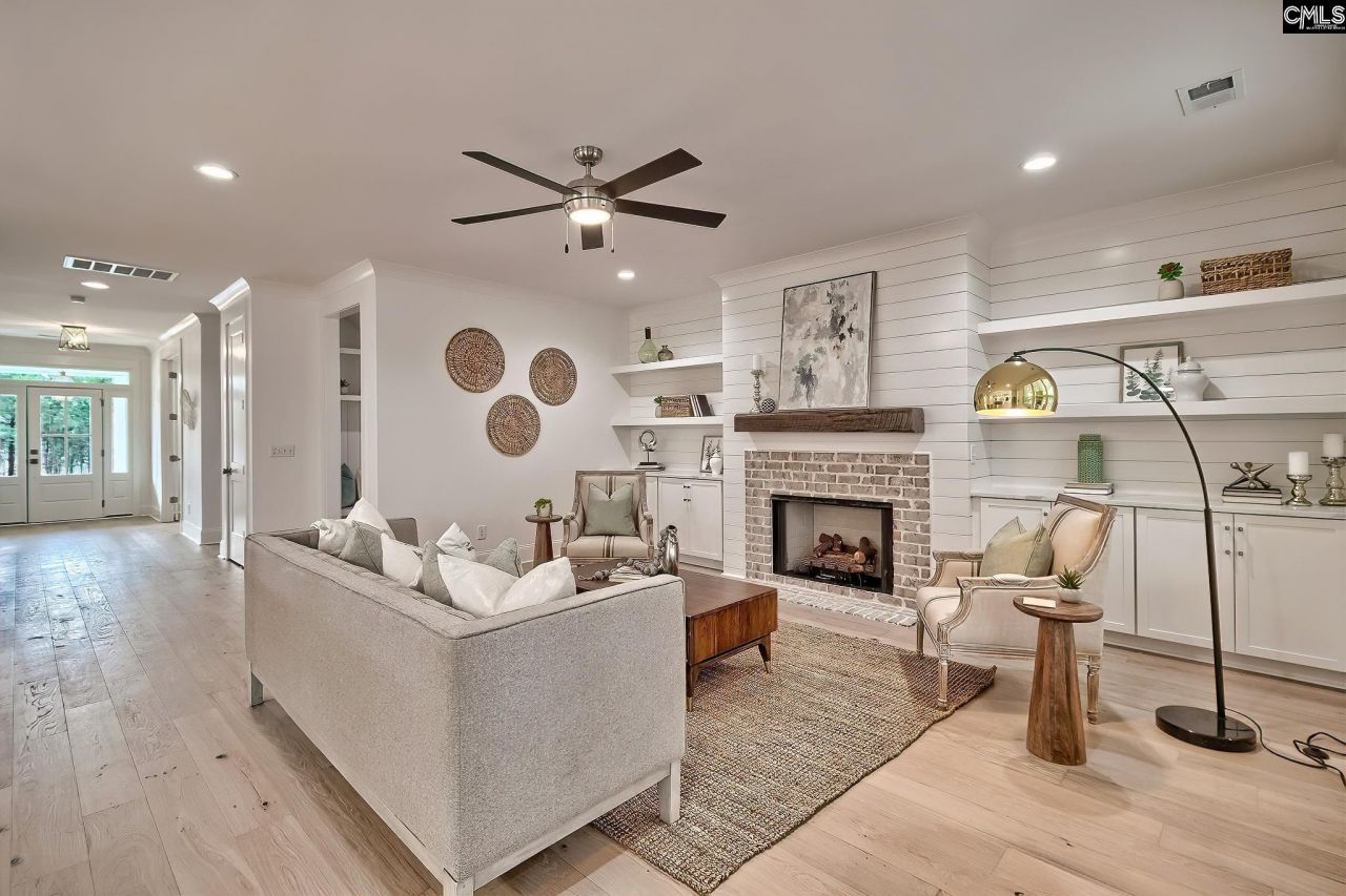 820 Elms Spinney Lane  Photo 13