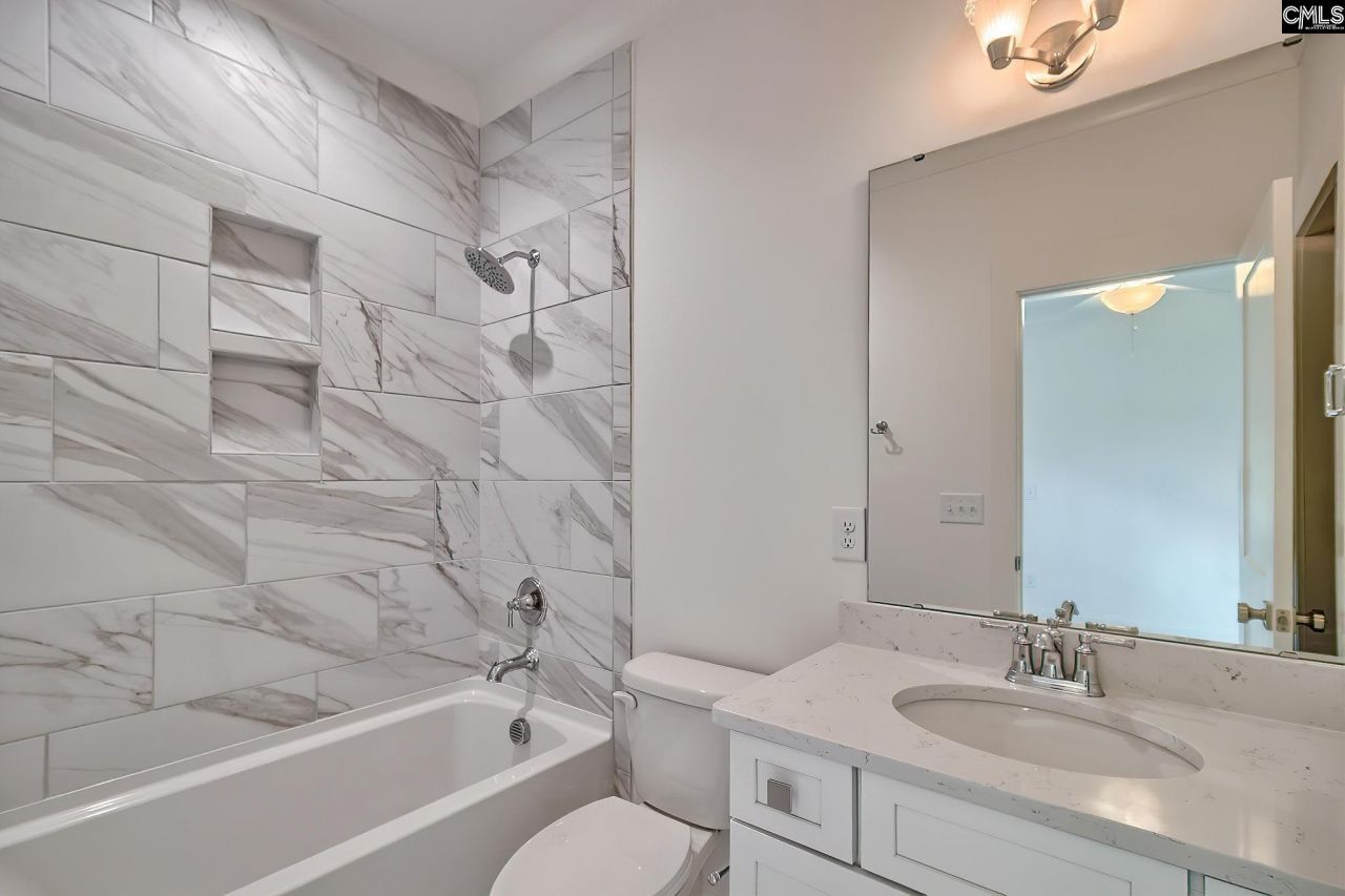 820 Elms Spinney Lane  Photo 40