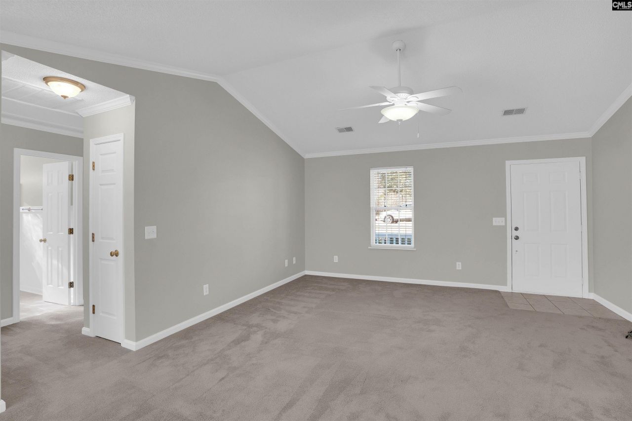 32 Piper Lane Photo 6